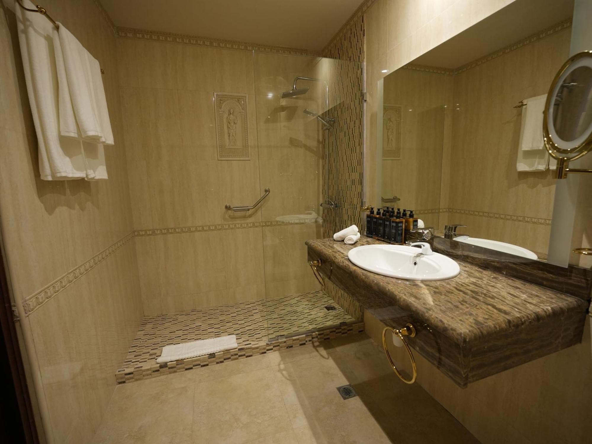 Eighty Eight Deluxe Hotel & Spa Tsaghkadzor Bagian luar foto