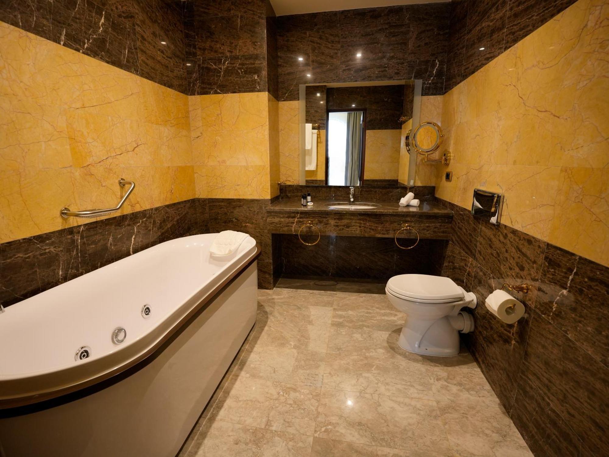 Eighty Eight Deluxe Hotel & Spa Tsaghkadzor Bagian luar foto